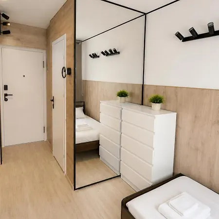Modern - Mokotow - Near Chopin Airport Апартаменти Варшава